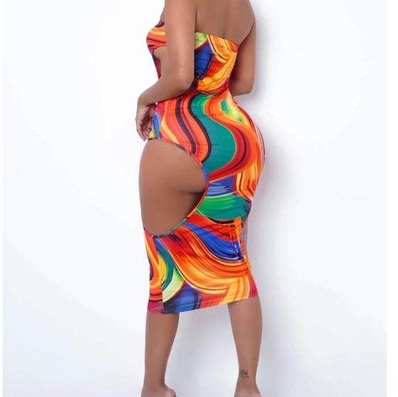 Left a big hole skirt set. - Picture 3 of 3